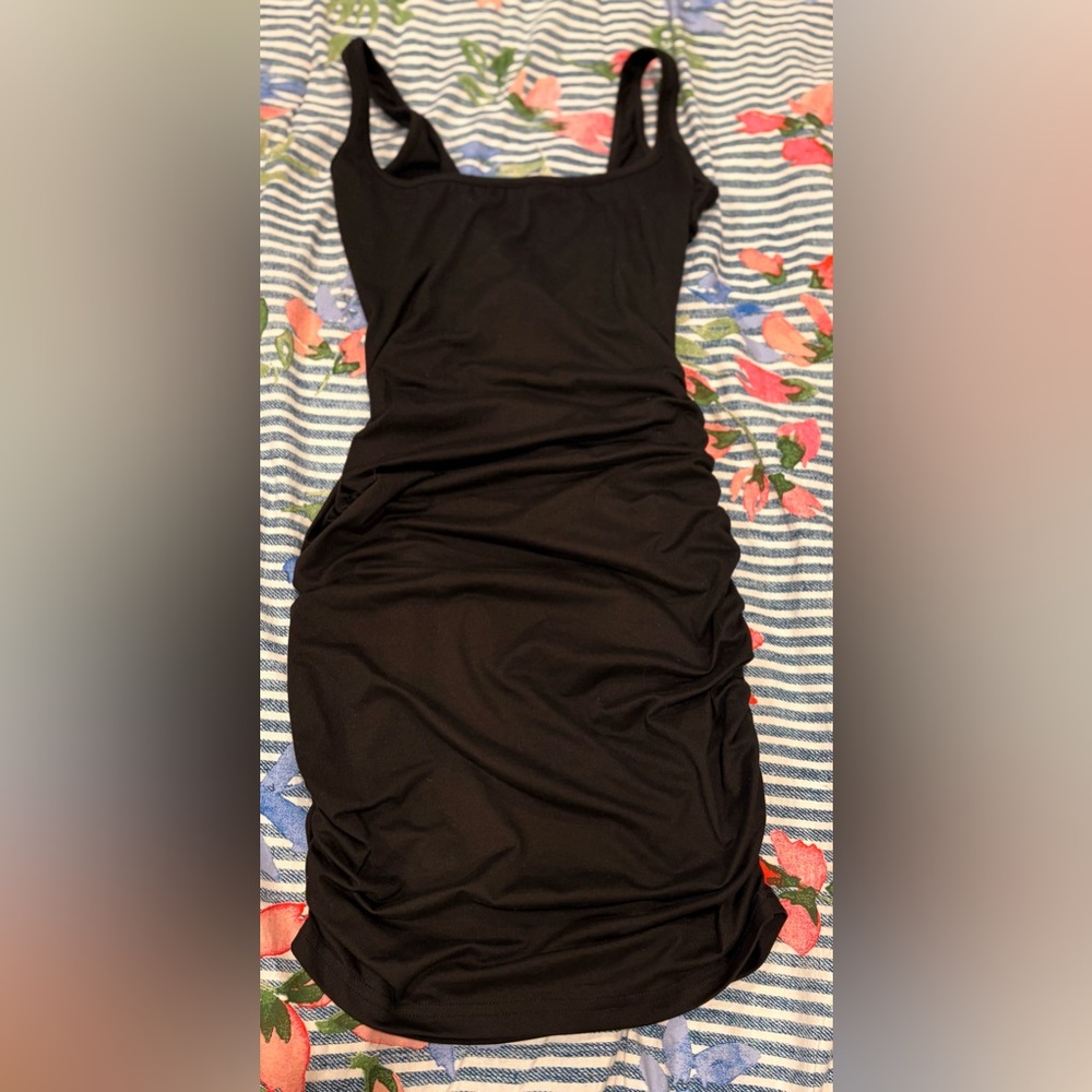 REFORMATION Fun & Flirty Cut- Out Cinched Sides Dress - Picture 3 of 3